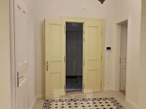 Pronájem bytu 3+kk, Praha - Nové Město, Dittrichova, 87 m2