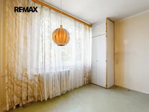 Prodej bytu 4+1, Karlovy Vary, Modenská, 77 m2