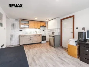 Prodej rodinného domu, Chrást, Uhelná, 196 m2