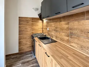 Pronájem bytu 2+1, Chomutov, Mjr. Šulce, 49 m2