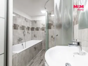 Prodej činžovního domu, Otrokovice - Kvítkovice, tř. Osvobození, 422 m2