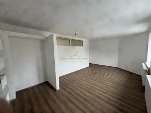 Pronájem bytu 1+1, Frenštát pod Radhoštěm, nám. Míru, 48 m2