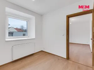 Prodej bytu 2+kk, Lochovice, 59 m2