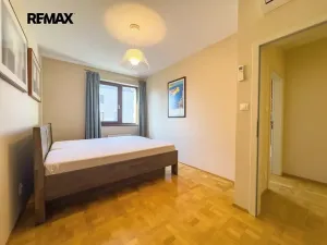Prodej bytu 6+kk a větší, Praha - Hrdlořezy, Učňovská, 194 m2
