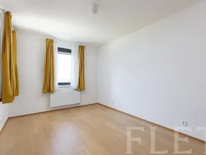 Pronájem bytu 3+kk, Praha - Dolní Chabry, Poštova, 79 m2