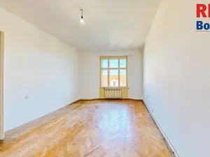 Prodej bytu 3+1, Praha - Bubeneč, Čechova, 125 m2