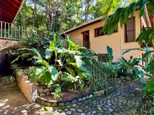 Prodej rodinného domu, La Ceiba, Honduras, 4080 m2