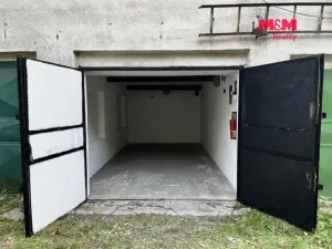 Prodej garáže, Chomutov, Bezručova, 18 m2