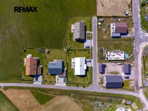 Prodej pozemku pro bydlení, Uhersko, 4264 m2