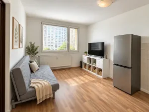 Pronájem bytu 2+kk, Praha - Kamýk, Rabyňská, 41 m2