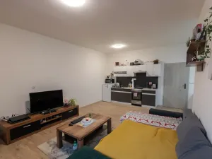 Pronájem bytu 2+kk, Dobřichov, 55 m2