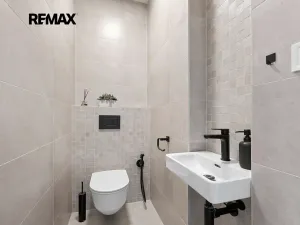 Pronájem rodinného domu, Říčany, Táborská, 199 m2