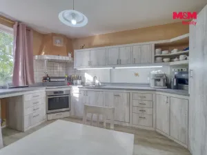 Prodej rodinného domu, Mokrouše, 176 m2