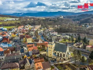 Pronájem atypického bytu, Frýdlant, ČSA, 90 m2