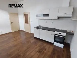 Pronájem bytu 2+kk, Rousínov, 45 m2