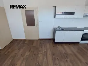 Pronájem bytu 2+kk, Rousínov, 45 m2