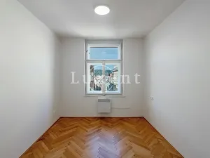 Pronájem bytu 2+kk, Praha - Nové Město, Štěpánská, 42 m2