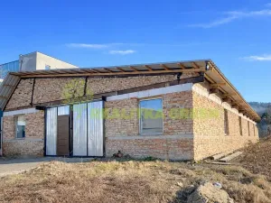 Pronájem skladu, Valašské Meziříčí, 376 m2