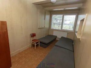 Prodej komerční nemovitosti, Obrnice, 600 m2