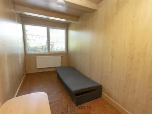 Prodej komerční nemovitosti, Obrnice, 600 m2