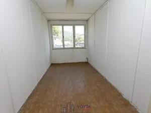 Prodej komerční nemovitosti, Obrnice, 600 m2