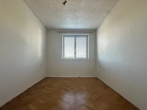 Pronájem bytu 2+1, Bánov, 56 m2
