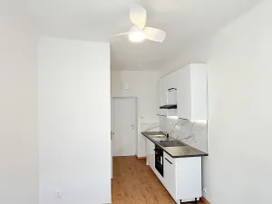 Pronájem bytu 1+kk, Praha - Smíchov, Rozkošného, 16 m2
