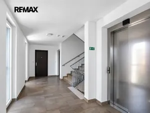 Prodej bytu 3+kk, Praha - Hostivař, Švehlova, 90 m2