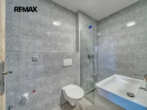 Pronájem bytu 1+kk, Velký Osek, Revoluční, 21 m2
