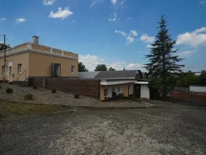 Prodej zemědělského objektu, Bžany, 1700 m2