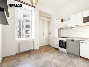 Pronájem bytu 2+1, Praha - Smíchov, Staropramenná, 49 m2