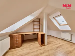 Prodej rodinného domu, Bernartice, 226 m2
