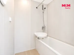 Prodej bytu 3+1, Sokolov, Slavíčkova, 60 m2