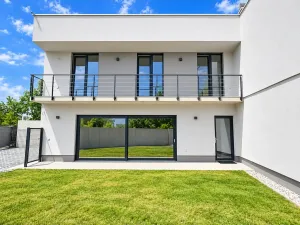 Prodej vícegeneračního domu, Šestajovice, Komenského, 275 m2