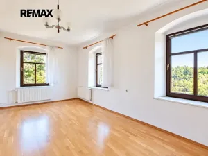 Prodej rodinného domu, Kájov, U Kostela, 200 m2
