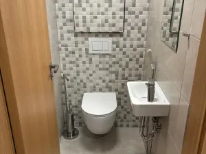 Prodej bytu 2+kk, Třeboň - Třeboň II, Lázeňská, 72 m2