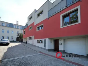 Pronájem rodinného domu, Praha - Kyje, Krčínovo náměstí, 126 m2