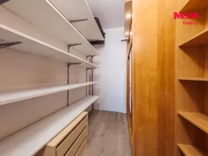 Prodej bytu 3+1, Sokolov, Atletická, 84 m2