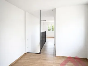 Pronájem bytu 2+kk, Praha - Vokovice, Oválová, 47 m2
