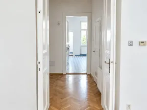 Pronájem bytu 1+1, Praha - Bubeneč, Čechova, 50 m2