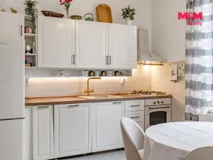 Prodej bytu 2+1, Králův Dvůr - Počaply, Plzeňská, 67 m2