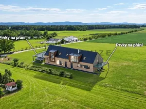 Prodej pozemku pro bydlení, Pištín, 718 m2