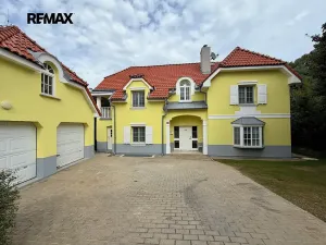 Pronájem vily, Praha - Nebušice, Na Malé Šárce, 302 m2