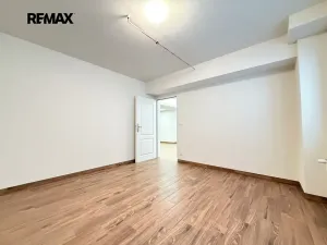 Pronájem vily, Praha - Nebušice, Na Malé Šárce, 302 m2