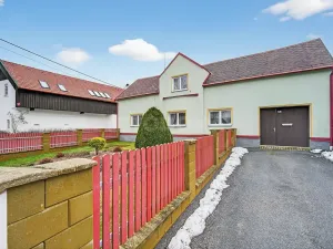 Prodej rodinného domu, Benešovice, 231 m2