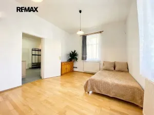 Pronájem bytu 1+1, Černošice, Jansova, 37 m2