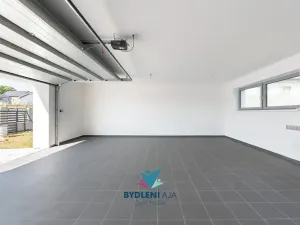 Prodej rodinného domu, Dubí, V Aleji, 206 m2