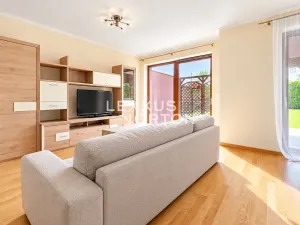 Pronájem rodinného domu, Roztoky, Zvoncová, 163 m2