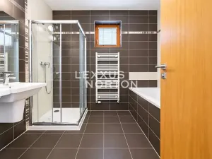 Pronájem rodinného domu, Roztoky, Zvoncová, 163 m2