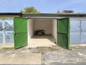 Pronájem garáže, Františkovy Lázně, U Jezírka, 19 m2
